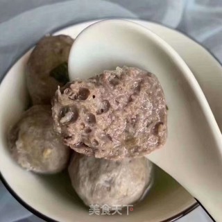 手打牛肉丸的做法步骤：6