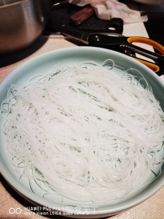 蒜蓉粉丝开边虾的做法步骤：6