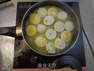 香辣金钱蛋的做法步骤：5