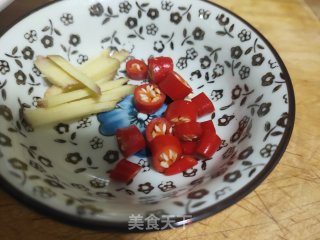 葱爆羊肉的做法步骤：2