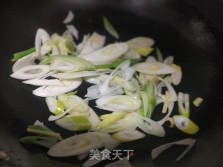葱爆羊肉的做法步骤：6