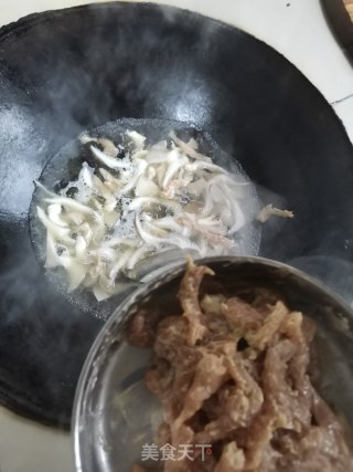 三鲜锅仔的做法步骤：5
