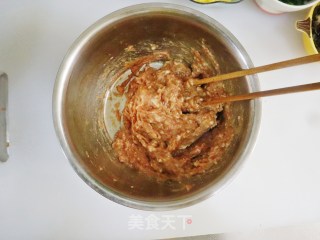 喜庆年菜四喜蒸饺，颜色夺目皮薄馅嫩，做法超详细的做法步骤：6