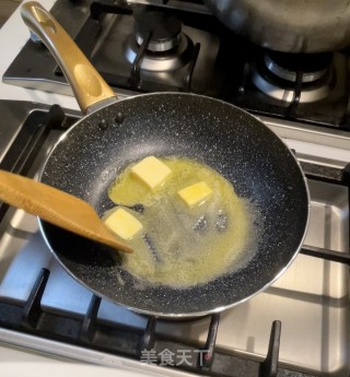 果仁脆米派的做法步骤：1