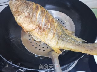 红烧黄花鱼的做法步骤：5