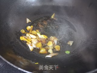 红烧黄花鱼的做法步骤：8