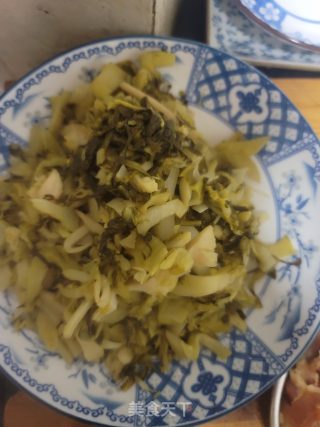 瘦肉炒酸菜的做法步骤：4