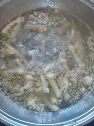 柠檬鸡脚的做法步骤：2