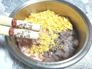 火麻三鲜饺子的做法步骤：3