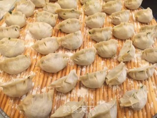 火麻三鲜饺子的做法步骤：6