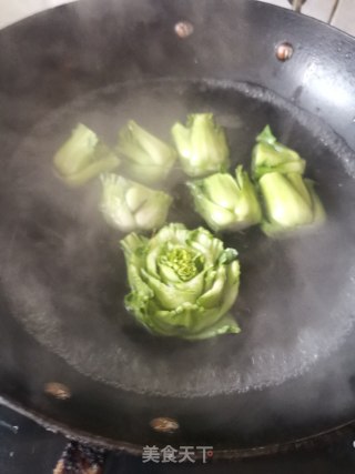 蒜蓉上海青的做法步骤：2