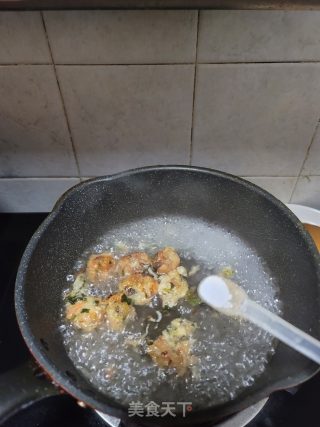 豆腐萝卜丸子煮米粉的做法步骤：3