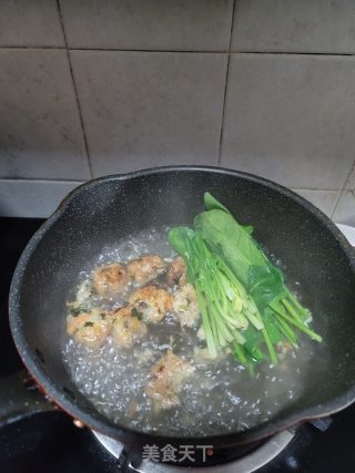 豆腐萝卜丸子煮米粉的做法步骤：5