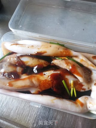 鱿鱼黑豆糯米饭的做法步骤：4