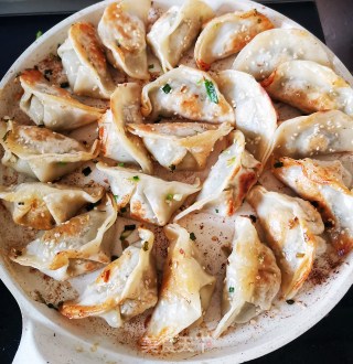 煎饺的做法步骤：5