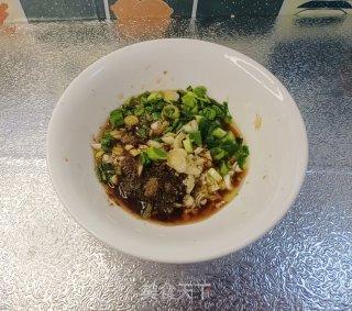 蒜香鸭血的做法步骤：2
