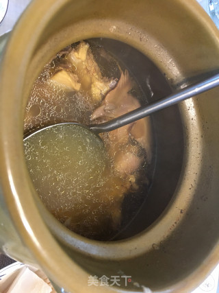 虫草花鸡汤的做法步骤：3