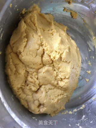 玉米面菜包的做法步骤：2