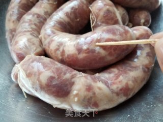 自制广式腊肠的做法步骤：11