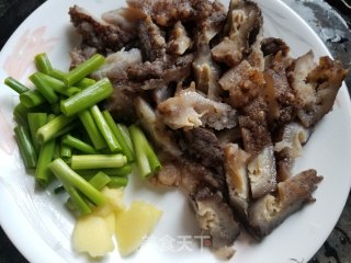 发菜鲍鱼炆海参的做法步骤：5