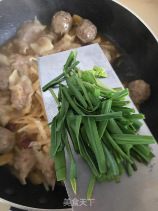 沙茶鱼皮饺拼牛筋丸的做法步骤：11