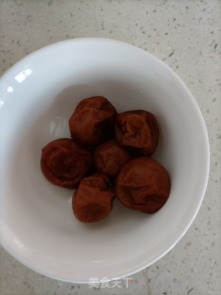 酸梅鹅汤的做法步骤：4