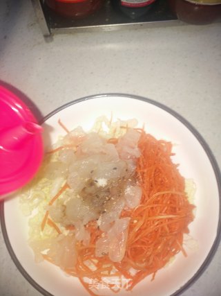 拌白菜丝胡萝卜丝海蜇的做法步骤：10
