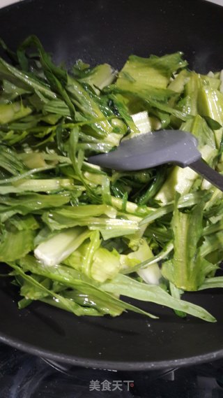蒜炒甜麦菜的做法步骤：5