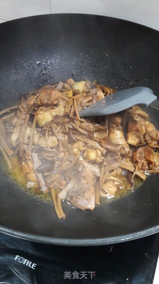 茶树菇炖鸡的做法步骤：11