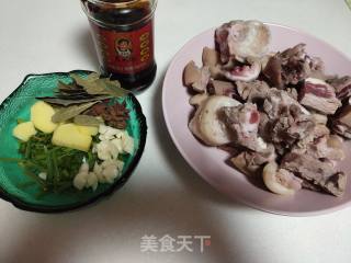香辣羊肉的做法步骤：1