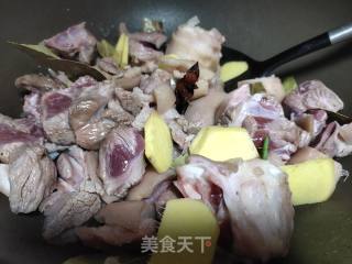 香辣羊肉的做法步骤：2