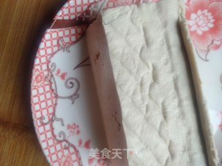 铁板豆腐的做法步骤：1