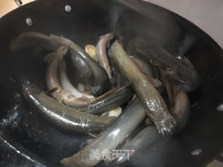 家常泥鳅鱼的做法步骤：5