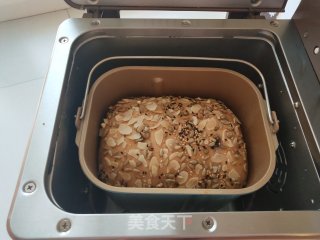 黑糖果干面包（面包机版）的做法步骤：12
