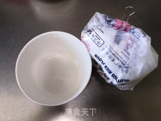 草莓大福的做法步骤：1