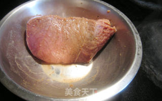 五香牛肉的做法步骤：3