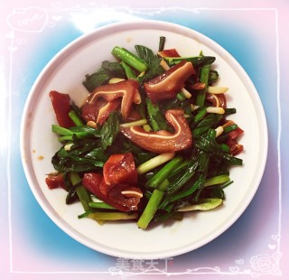 大蒜炒猪耳朵的做法步骤：7