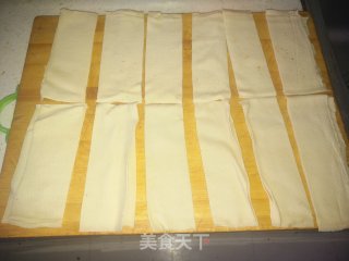 金针菇豆皮卷的做法步骤：4