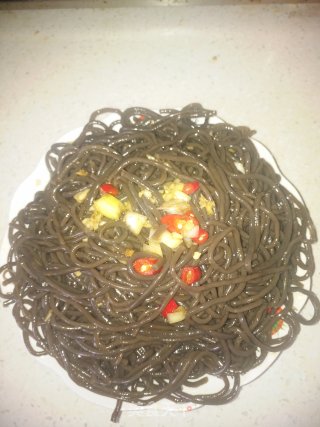 凉拌蕨根粉的做法步骤：11