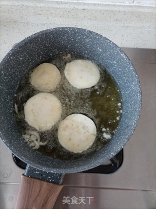 炸茄盒的做法步骤：6