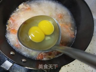 牛肉鳞虾鸡蛋面的做法步骤：9