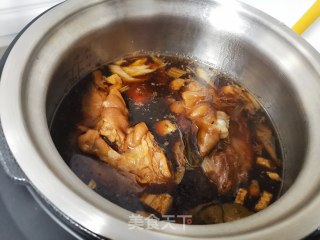 酱猪蹄的做法步骤：6