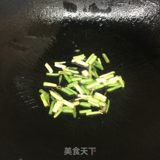 香葱胡萝卜炒土豆片的做法步骤：6