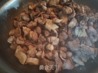 “香辣菜”麻辣鸡块的做法步骤：2