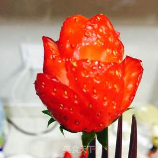 草莓玫瑰花的做法步骤：7