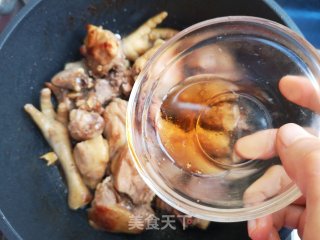 栗蘑土豆炖鸡的做法步骤：8