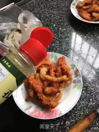 油炸鸡柳的做法步骤：2