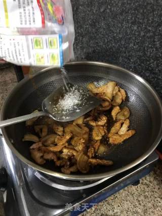 美味小炒肉的做法步骤：5