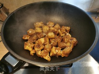 糖醋排骨的做法步骤：4