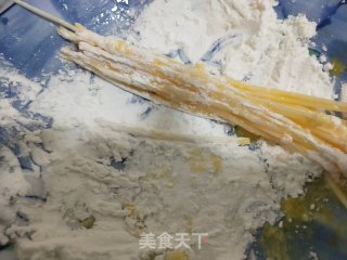 炸金针菇的做法步骤：4